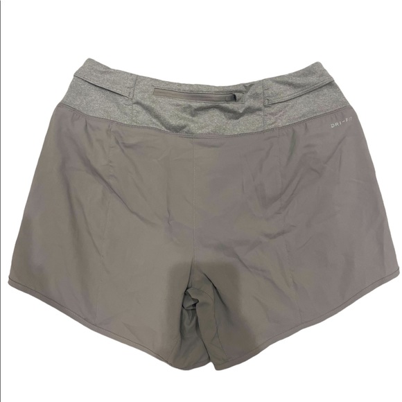 Nike grey dri-fit shorts - Picture 2 of 3